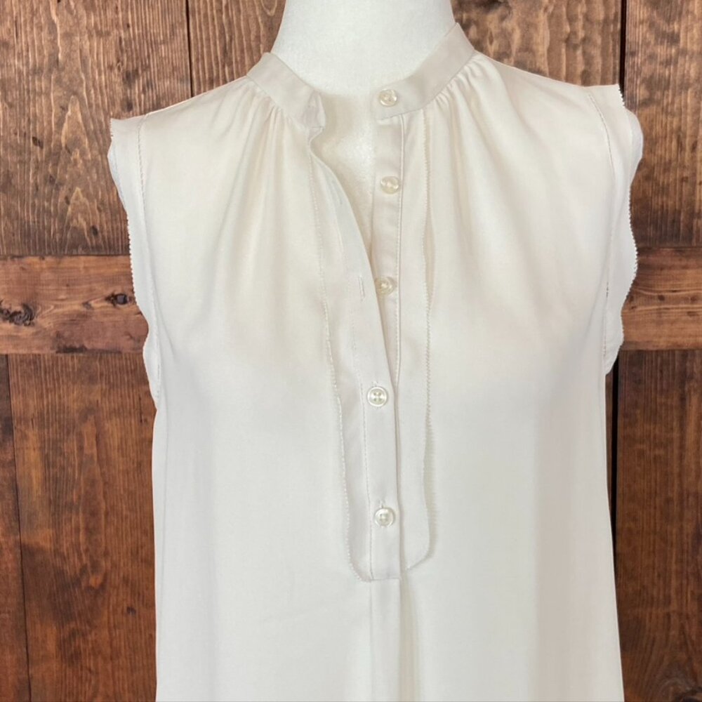 Ann Taylor Beige Sleeveless Blouse Sz S/P